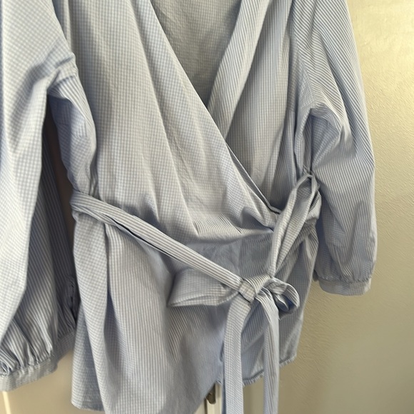 Blue Gingham Wrap shirt - Picture 2 of 4